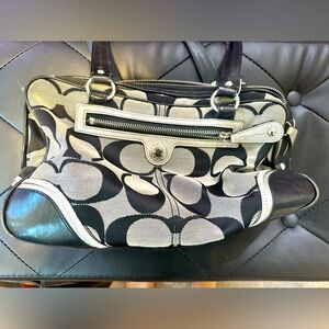 Coach bag with signature C